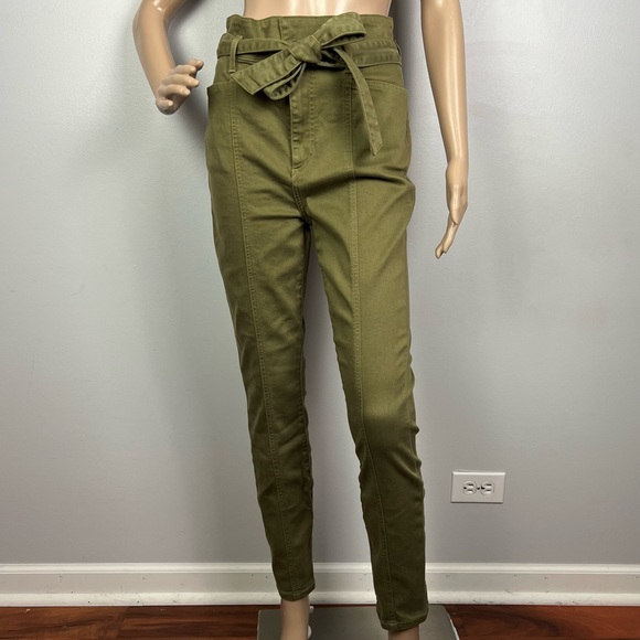 NEW ALICE + OLIVIA OLIVE GREEN PAPER-BAG JEANS - Picture 2 of 7